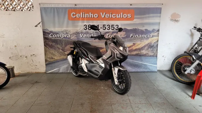 Honda ADV 150 cc - Financio em até 48x e parcelo em 21x no cartão