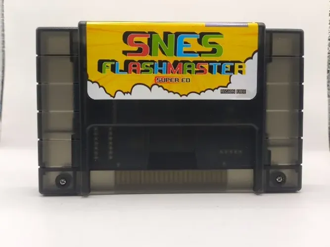 Cartucho Super Everdrive - Compatível com Super Nintendo (Com Cartão SD - 16GB)