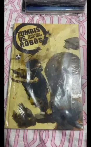 ZUMBIS VS ROBOS 2020