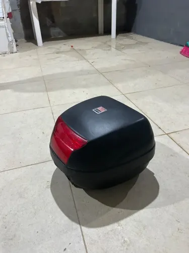Baú de moto 