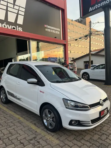 Volkswagen Fox Rock IN RIO 1.6 MI Total Flex 8V 5P 2016