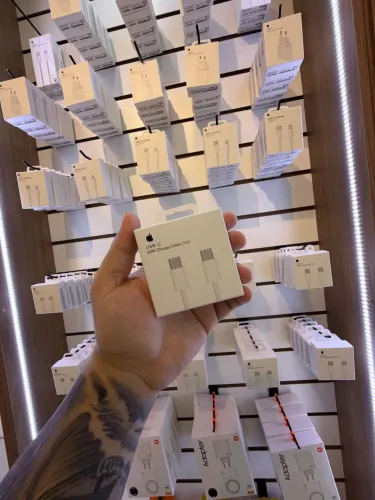 Cabo Original Apple USB-C para USB-C 60W (1 Metro)