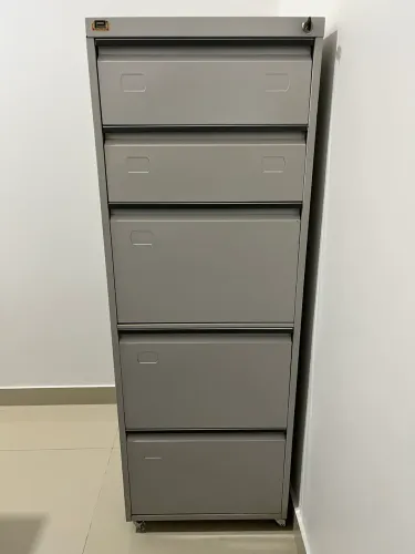 Vendo arquivo de aço