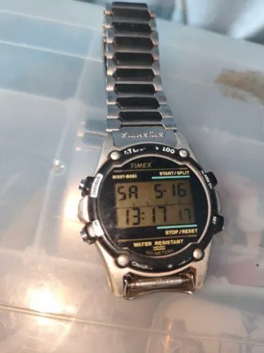 Relógio Ironman Atlantis Timex anos 90 raro funcionando