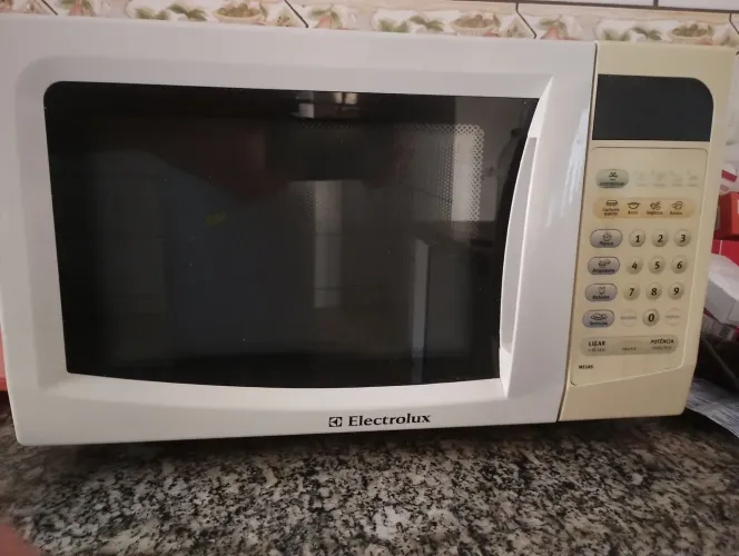 Microondas Eletrolux ME 185