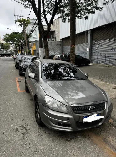 Chery Cielo 1.6 16V 119cv 5P 2012