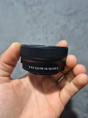 Sony E PZ 16-50mm f/3.5-5.6 OSS II