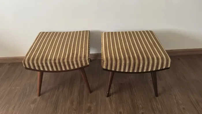 Banquetas de apoio - conjunto com 02 unidades