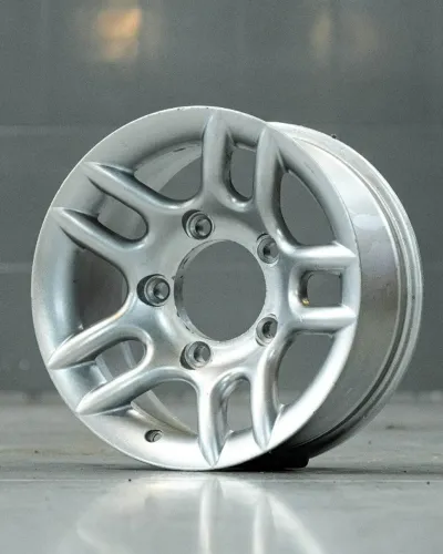 RODAS 16 DEFENDER 90 110 LAND ROVER MANGELS 