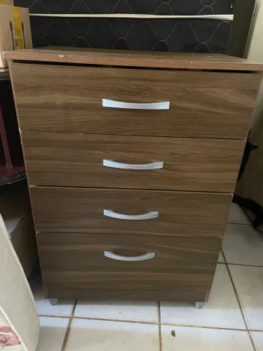 Comada c 4 gavetas