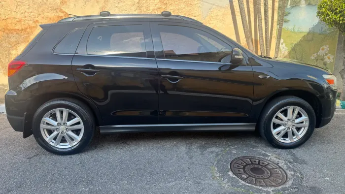 Mitsubishi ASX 2.0 16V 4X4 160cv Aut. 2011