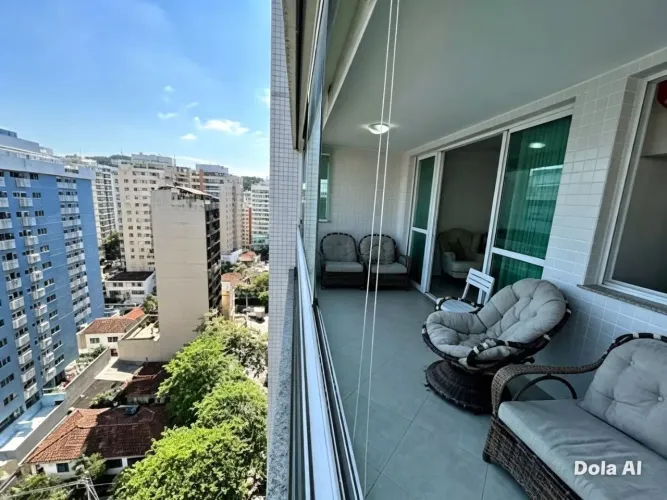 Apartamento amplo, iluminado e aconchegante | 3 quartos | 1 suíte | 3 varandas Conforto, s