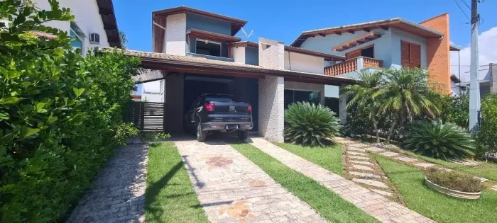 Sobrado à venda, 3 quartos, 2 suítes, 3 vagas, Vila São Paulo - Itanhaém/SP