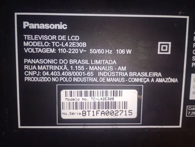 Tv Panasonic TC-L43E30B com uma matriz LCD funcional