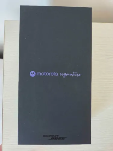 Smartphone Motorola Signature 5G 512GB Verde Oliva