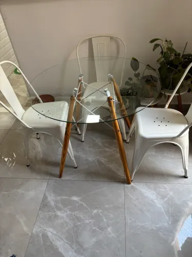 Mesa de vidro 4 lugares