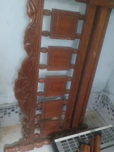 Cama de casal madeira