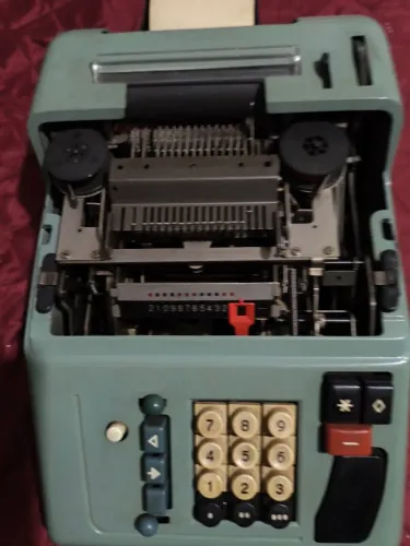 Máquina registrora antiga