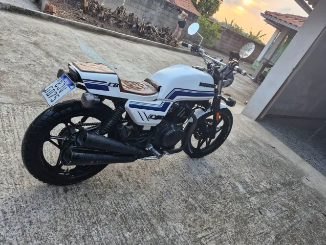 Vendo cb 450 customizada
