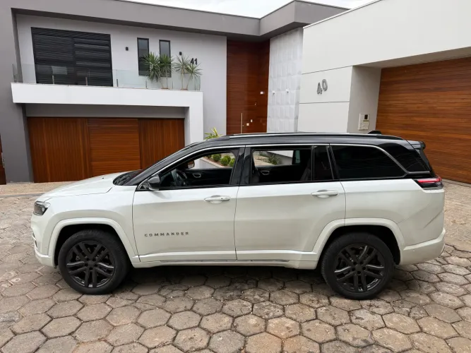 Jeep Commander Overland Hurric 2.0 4X4 TB AUT 2025