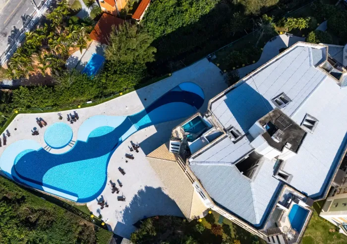 Apartamento Pé na Areia, com vista para o mar no Merit Plaza Conforto e Alta Rentabilidad