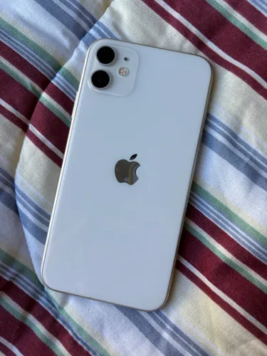 iPhone 11 Branco 64gb usado