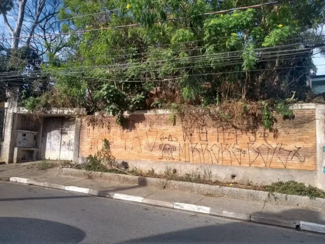 Casa em Rua Washington Luiz - Centro - Diadema/SP