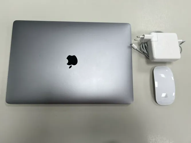 macbook pro 2017 16gb