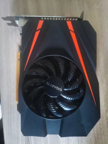 Placa vídeo 1070 8gb ram DDR 5