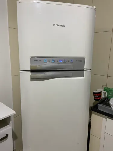 Geladeira Electrolux Frost Free DFN50