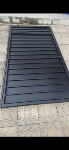 Vendo portão de alumínio