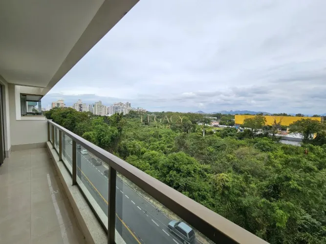 Esse lindo apartamento novinho de 3 quartos, varanda, 2 salas, 2 banheiros e 1 vaga de gar