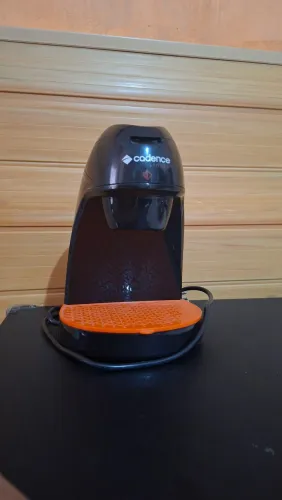 Cafeteira eletrônica cadence