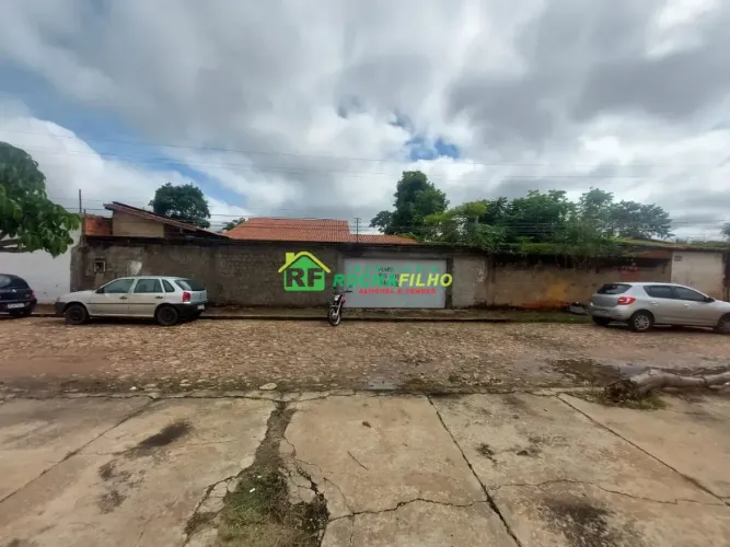 Casa com 5 dormitórios à venda. 500 m² terreno possui tamanho dois lotes por 450000,00 - P