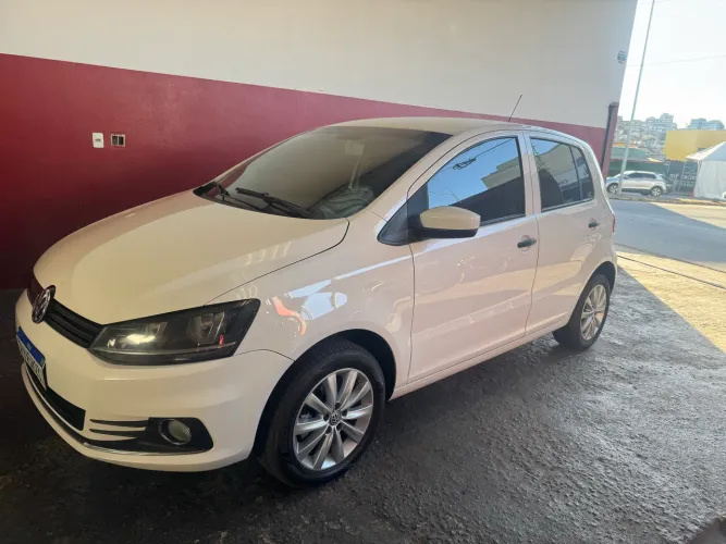 Volkswagen Fox Trendline 1.6 Flex 8V 5P 2017