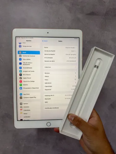 iPad 8º geração c/ Apple pincel e teclado 