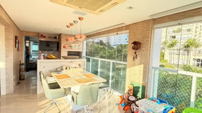 apartamento pronto mobiliado em Campo Belo - 185m², 3 suites + escritório, 3 vagas e churr