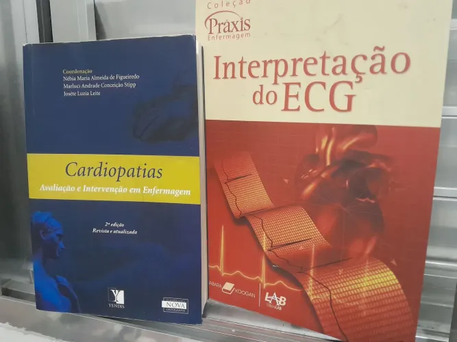 Livros de Enfermagem - Cardiopatias e Interpretação de ECG
