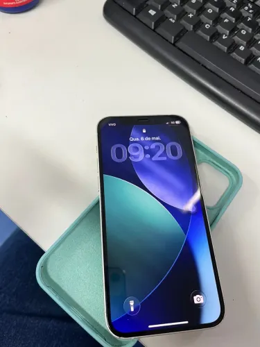 iPhone 12