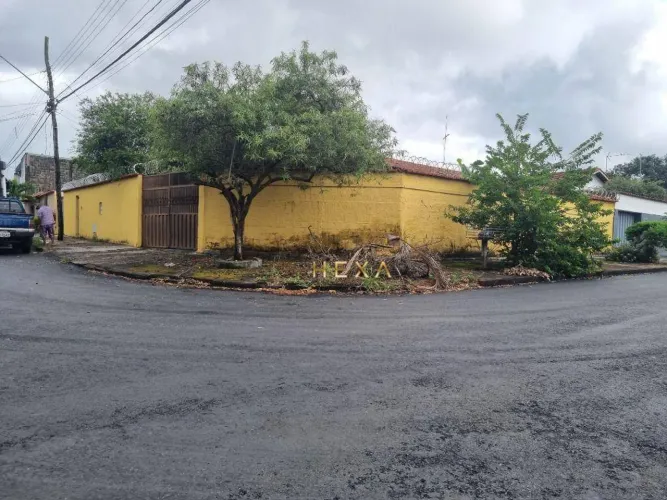 Casa com 4 dormitórios à venda Setor Morais Goiânia/GO