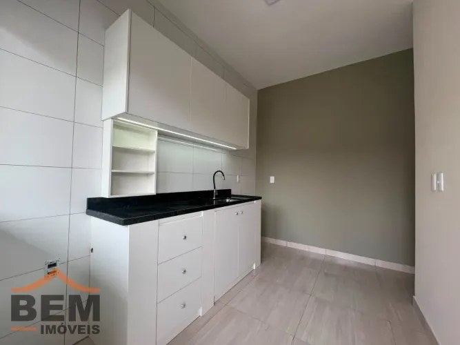 Kitnet para alugar com 1 quarto e 30 m² no bairro Cidade Nova, em Itajaí.