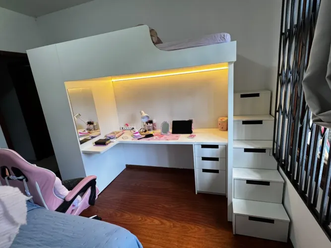 Cama Office com roupeiro