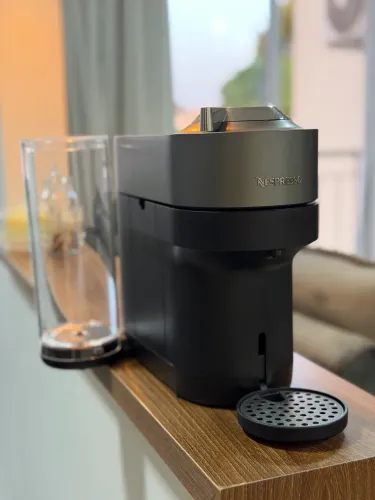 Nespresso Vertuo Pop+ Premium Titânio | Seminova, Impecável