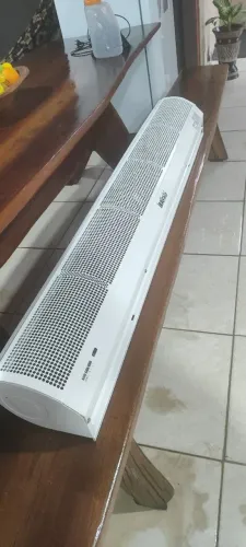 Cortina de ar um metro e meio semi nova