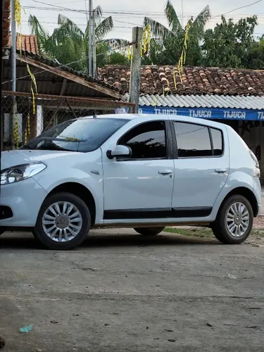 Renault Sandero Privilège Hi-flex 1.6 8V 5P 2013