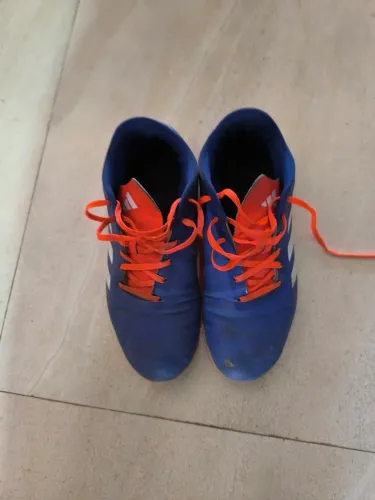 Chuteira Adidas predador