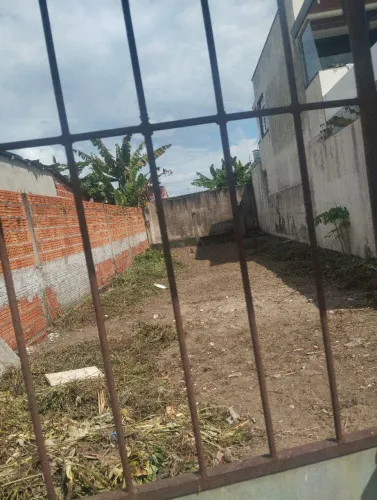 Vendo na rua Antônio Meireles Itaúna I