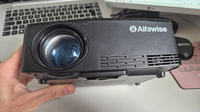 Projetor Alfawise A80 imagem super nítida