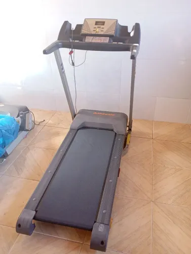 Esteira Athletic 430ee 120kg