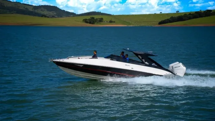 Lancha Rossini R31X - (PHANTOM, REAL, VENTURA, FOCKER, SESSA, CORAL,NX)